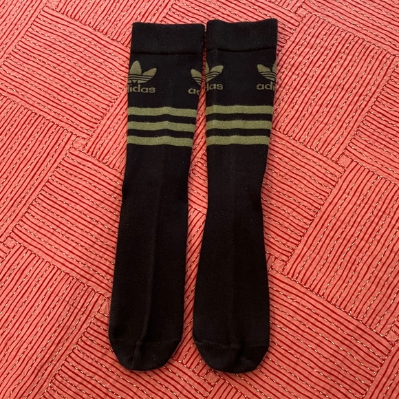 Adidas Men's black and army Green Crew Socks - Picture 10 of 14